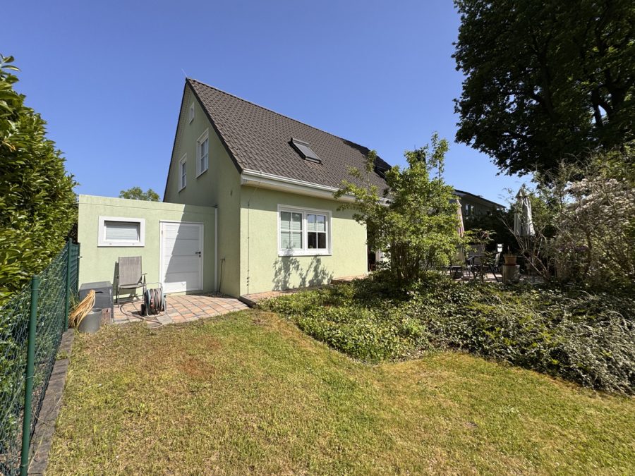 Hausansicht Gartenseite