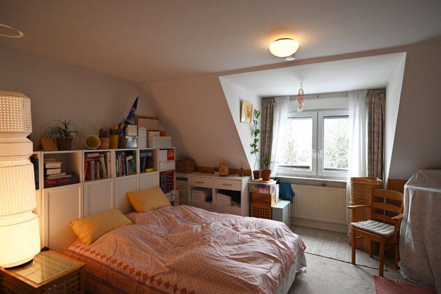 Schlafzimmer DG