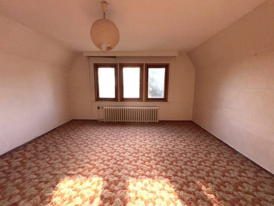 Schlafzimmer 1